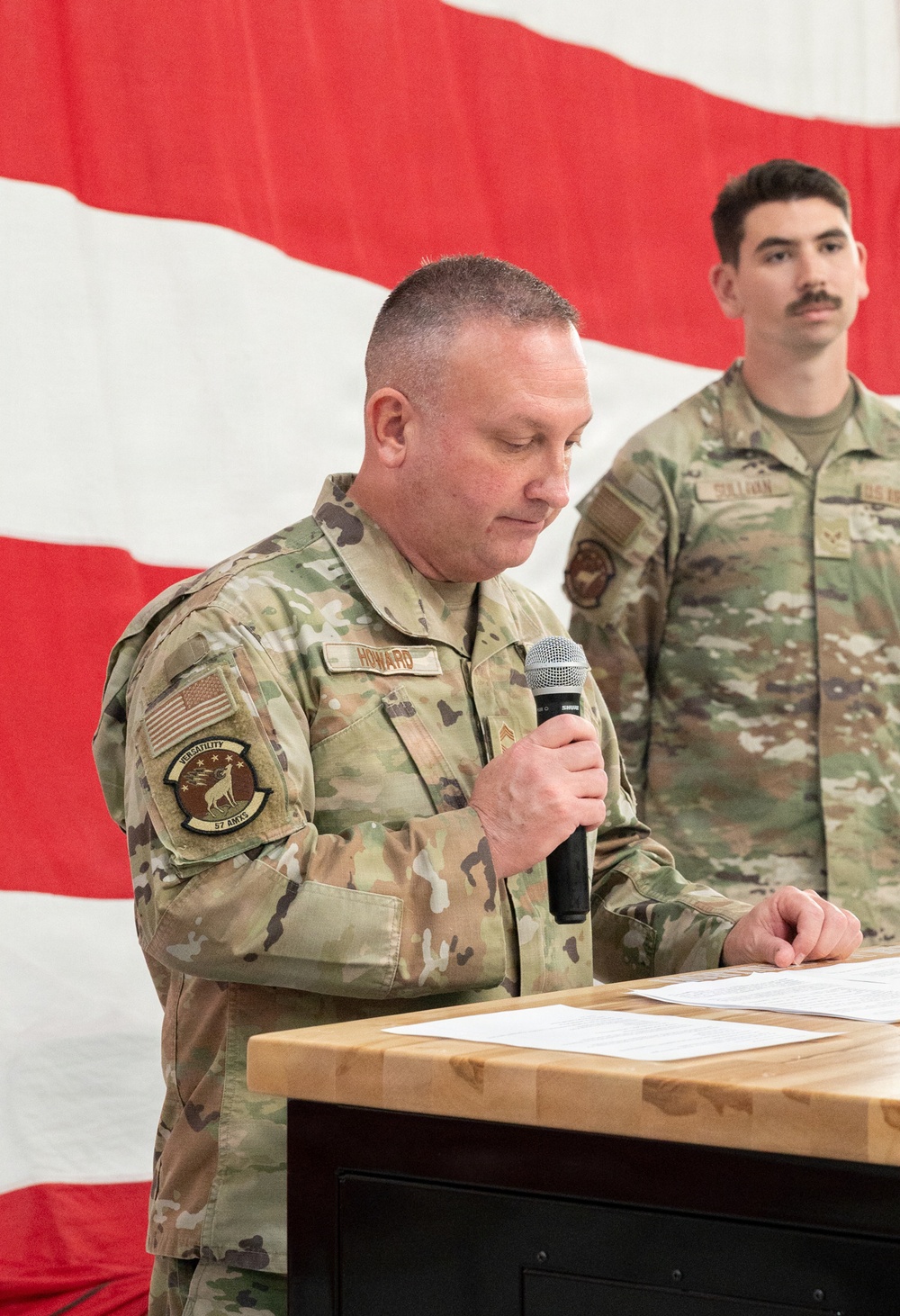 Lightning AMU unveils new heritage tail during DCC ceremony