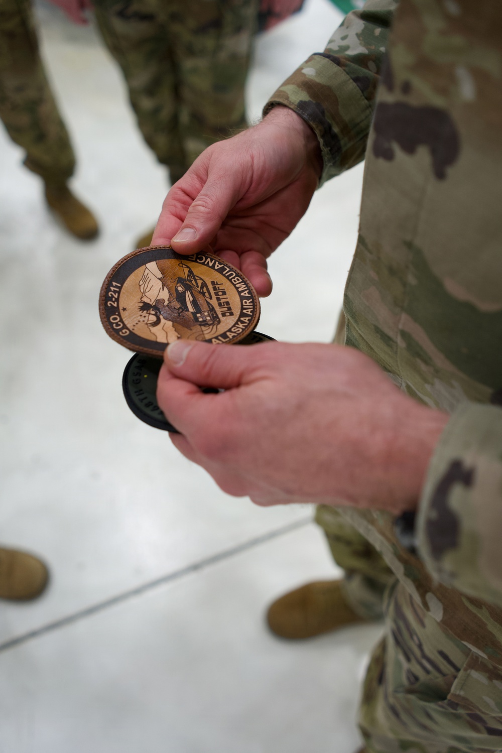 Director of the Army National Guard visits with Alaska Army Guard Soldiers