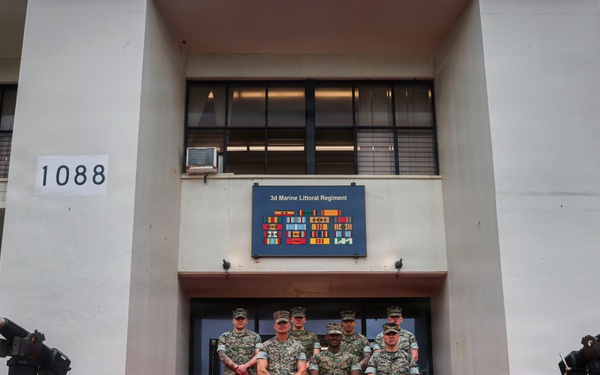 3rd Maint. Bn and 3rd MLR Marines participate in a meet and greet