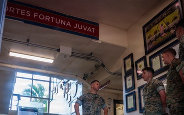 3rd Maint. Bn and 3rd MLR Marines participate in a meet and greet