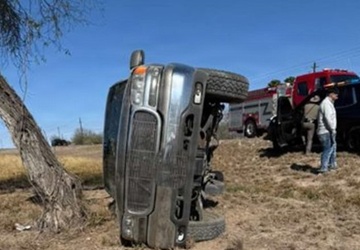 Quick-Acting Soldiers with JTF-Southern Border Pull Elderly Man from Overturned Vehicle