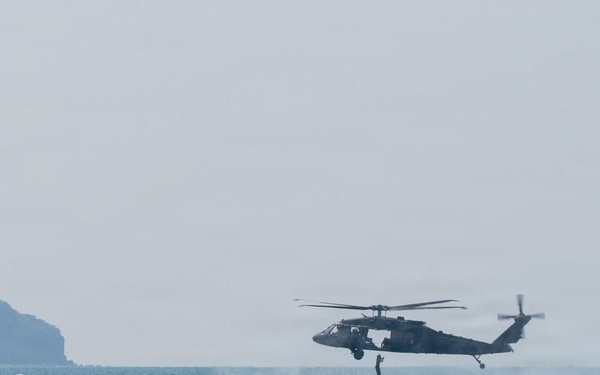 U.S. and Royal Thai Navies conduct freefall jump operations during CG26