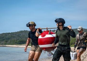 U.S. Navy and Royal Thai Navy EOD conduct floating mine response training in Thailand