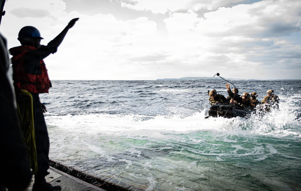 USS New Orleans (LPD 18) Conducts Surface Operations with the 31st Marine Expeditionary Unit