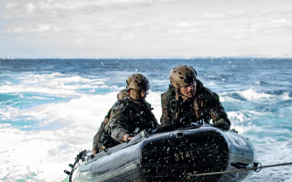 USS New Orleans (LPD 18) Conducts Surface Operations with the 31st Marine Expeditionary Unit