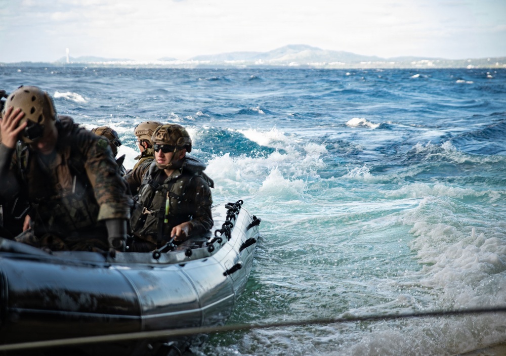 USS New Orleans (LPD 18) Conducts Surface Operations with the 31st Marine Expeditionary Unit