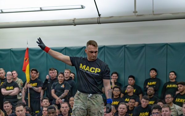 Iron Soldiers fight to win in Combatives during Torch Week