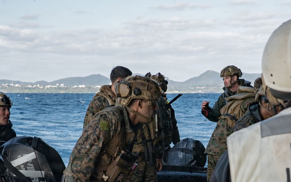 USS New Orleans (LPD 18) Conducts Surface Operations with the 31st Marine Expeditionary Unit