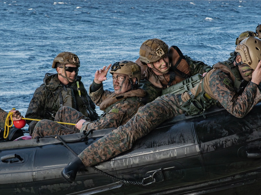 USS New Orleans (LPD 18) Conducts Surface Operations with the 31st Marine Expeditionary Unit