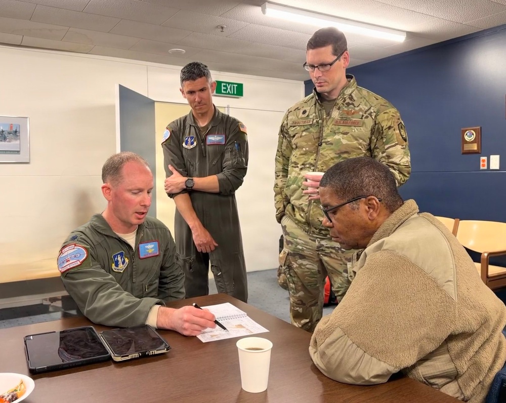 USTRANSCOM Commander, Senior Leaders Observe Operation Deep Freeze in Antarctica