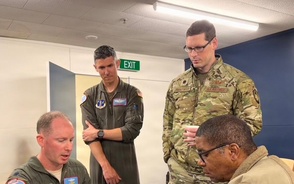 USTRANSCOM Commander, Senior Leaders Observe Operation Deep Freeze in Antarctica