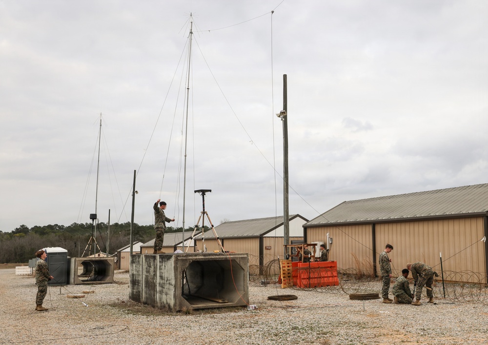 Marines participate in Advanced Radio Frequency Intelligence Operators Course