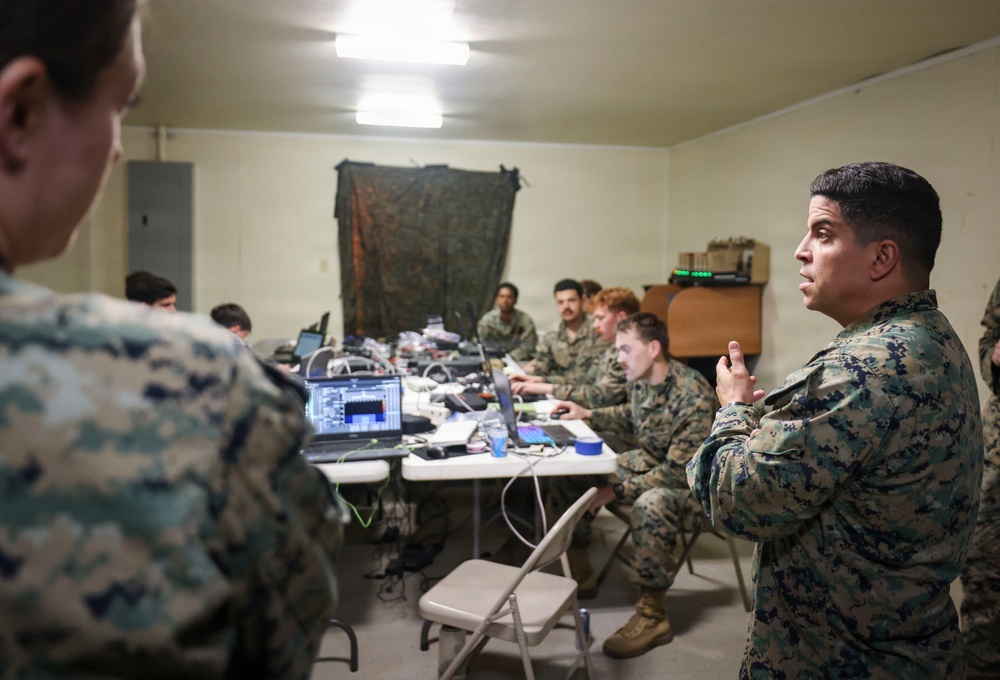 Marines participate in Advanced Radio Frequency Intelligence Operators Course