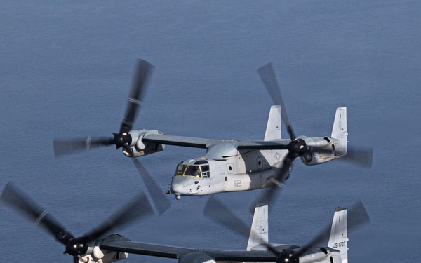 31st MEU | VMM 265 conducts a bilateral fly over exercise