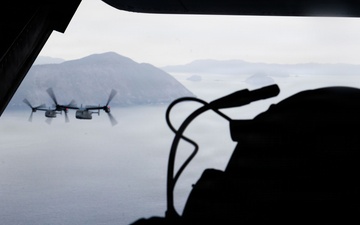 31st MEU | VMM 265 conducts a bilateral fly over exercise