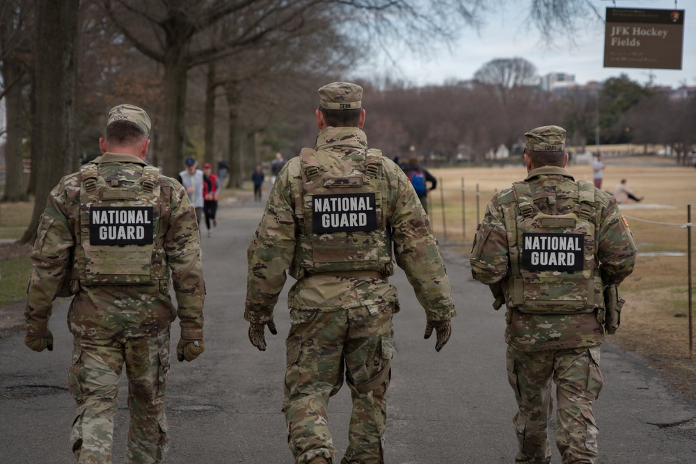 Mississippi National Guard Adjutant General visits service members in Washington, D.C.