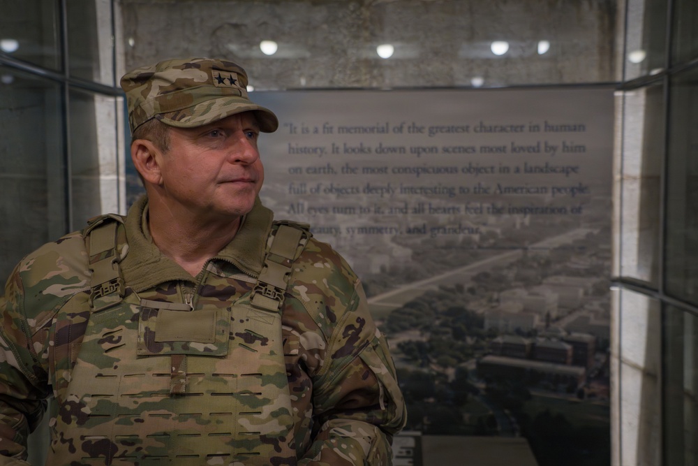 Mississippi National Guard Adjutant General visits service members in Washington, D.C.