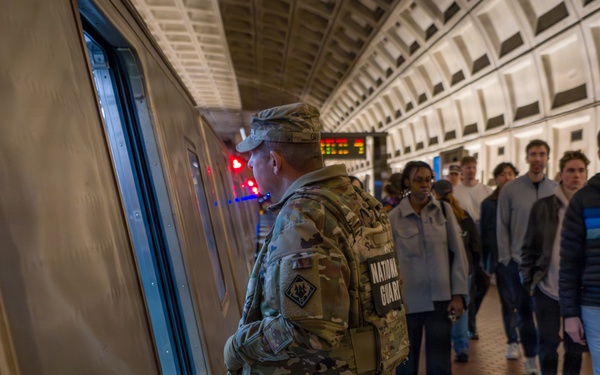Mississippi National Guard Adjutant General visits Joint Task Force Magnolia in Washington, D.C.