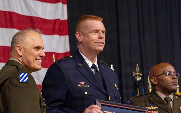 Fallen Metropolitan Police Department Officer awarded as D.C. National Guard hosts a Law Enforcement Recognition Ceremony