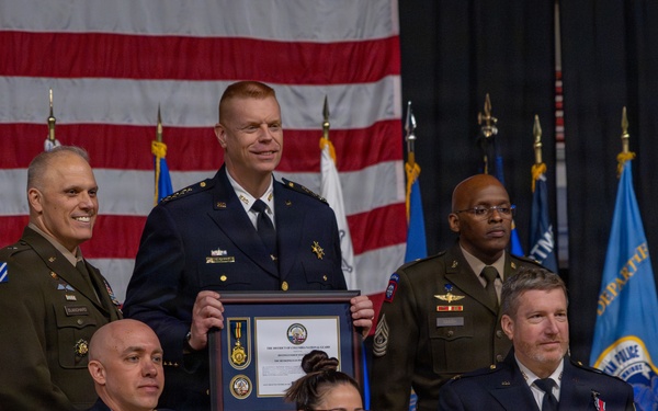 Metropolitan Police Department Officers awarded as D.C. National Guard hosts a Law Enforcement Recognition Ceremony
