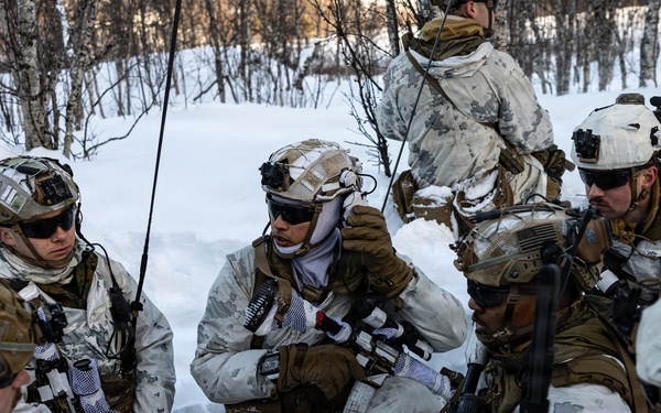 CORE26 | U.S. Marines demonstrate Squad Attacks for 2nd Marine Division Commanding General
