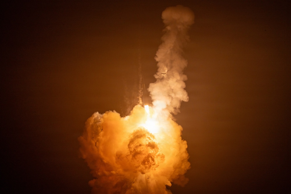 GT 255: ICBM Test Launch Verifies Multiple Reentry Vehicle and System Reliability