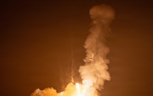 GT 255: ICBM Test Launch Verifies Multiple Reentry Vehicle and System Reliability
