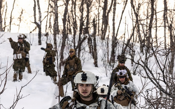 CORE26 | U.S. Marines demonstrate Squad Attacks for 2nd Marine Division Commanding General