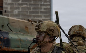 3rd Battalion, 8th Cavalry Regiment, clear rooms in close quarters combat