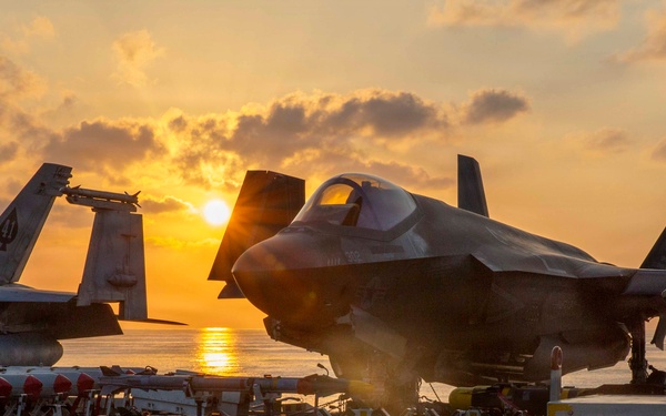 USS Abraham Lincoln (CVN 72) Supports Operation Epic Fury