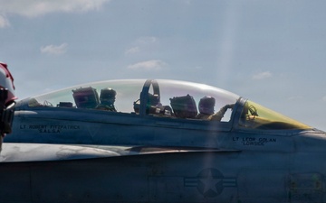 USS Abraham Lincoln (CVN 72) Flight Operations