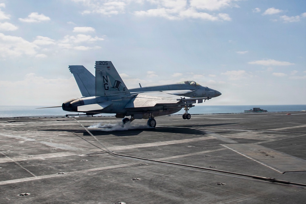 USS Abraham Lincoln (CVN 72) Flight Operations