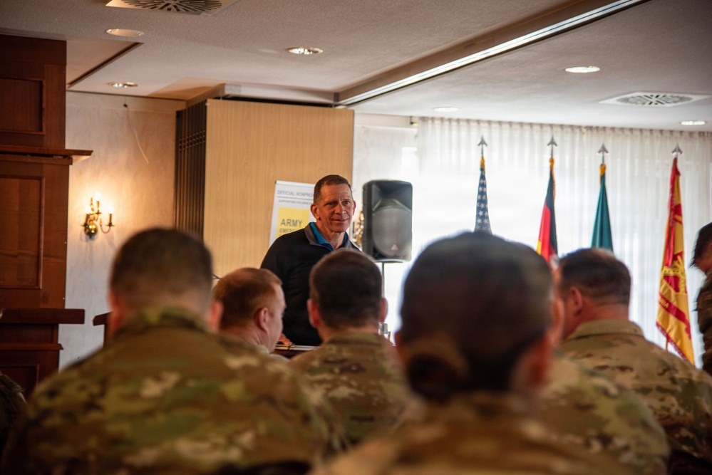 CEO of AER Michael A. Grinston visits GTA