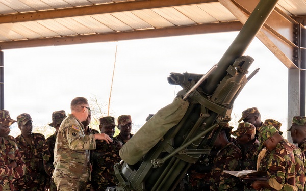 US, KDF conduct FCAT on 105mm Howitzers during Justified Accord 2026
