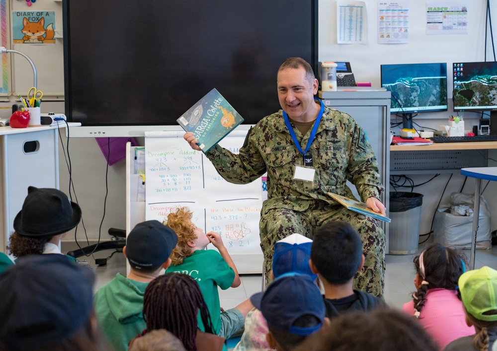 NAVSTA Rota Sailors Read to Rota Elementary School Students