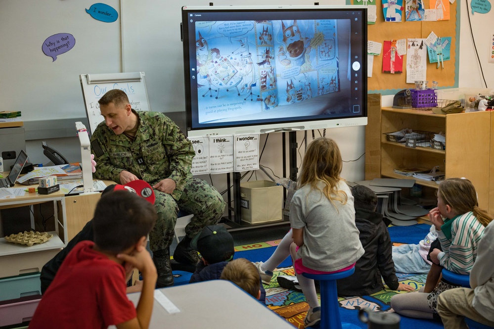 NAVSTA Rota Sailors Read to Rota Elementary School Students