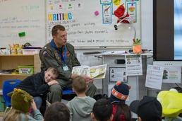 NAVSTA Rota Sailors Read to Rota Elementary School Students