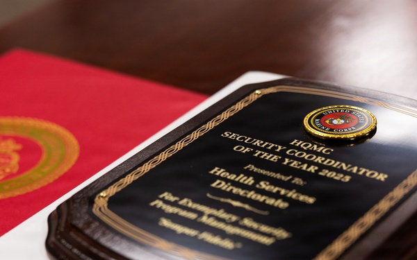 Award presentation for Security Coordinator of the Year