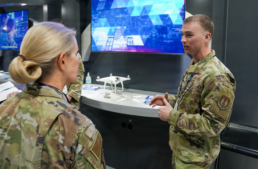 AFRL meets with industry and DAF senior leaders at 2026 Warfare Symposium