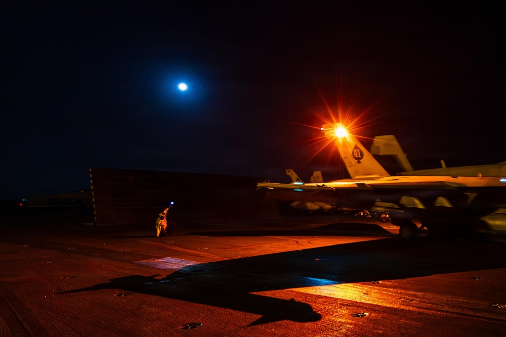USS Abraham Lincoln (CVN 72) Conducts Flight Operations