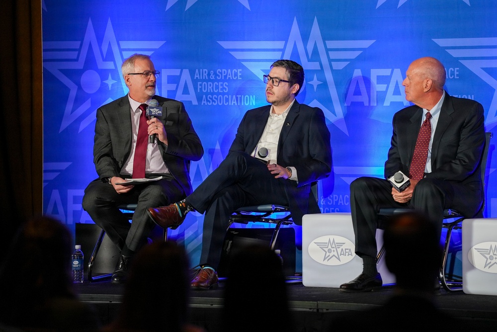 AFRL meets with industry and senior leaders at 2026 Warfare Symposium