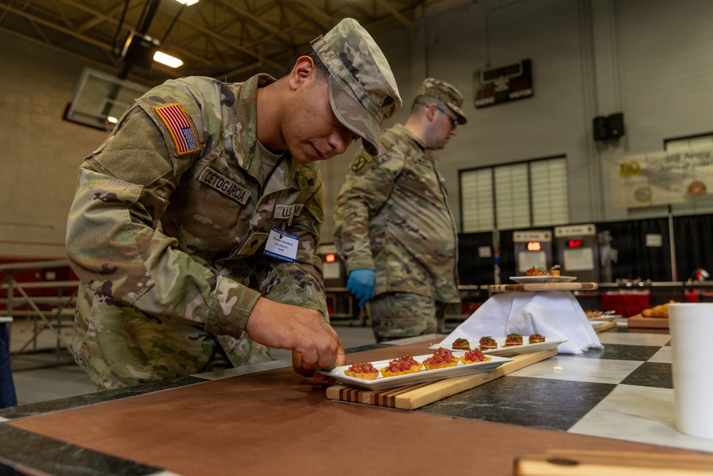 U.S. Army Reserve Cold Table Display