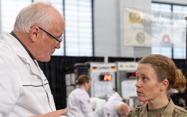 U.S. Army Reserve Cold Table Display