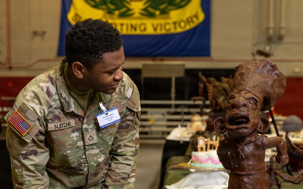 U.S. Army Reserve Cold Table Display