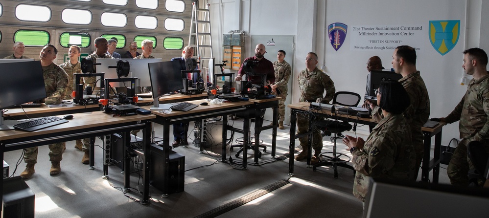 Senior Leaders Walk Through 21st Theater Sustainment Command Innovation Center