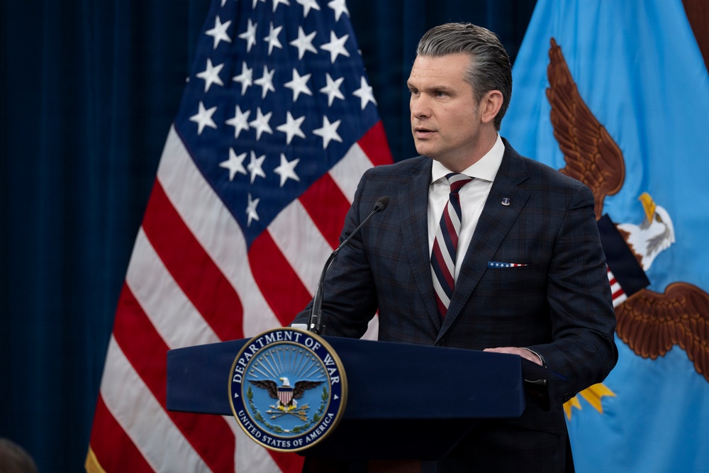 SW, CJCS Conduct Pentagon Press Briefing