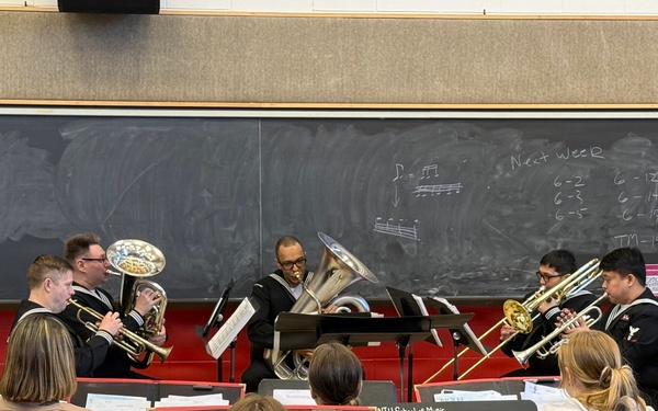 NBGL visits NIU for Performance and Educational Outreach