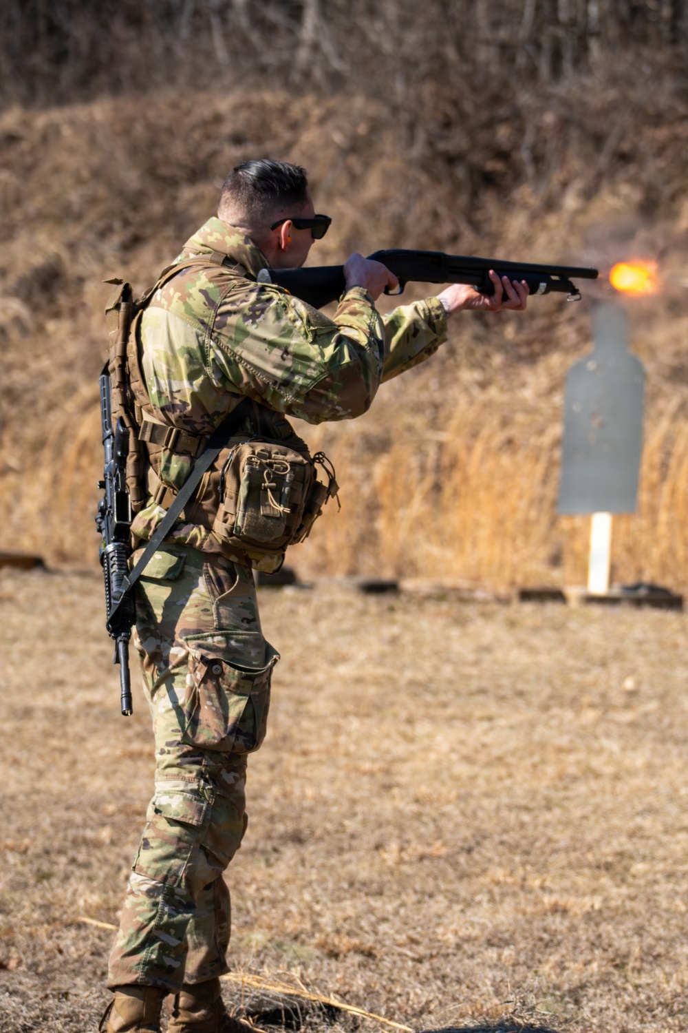 1-109th Infantry conducts weapons training