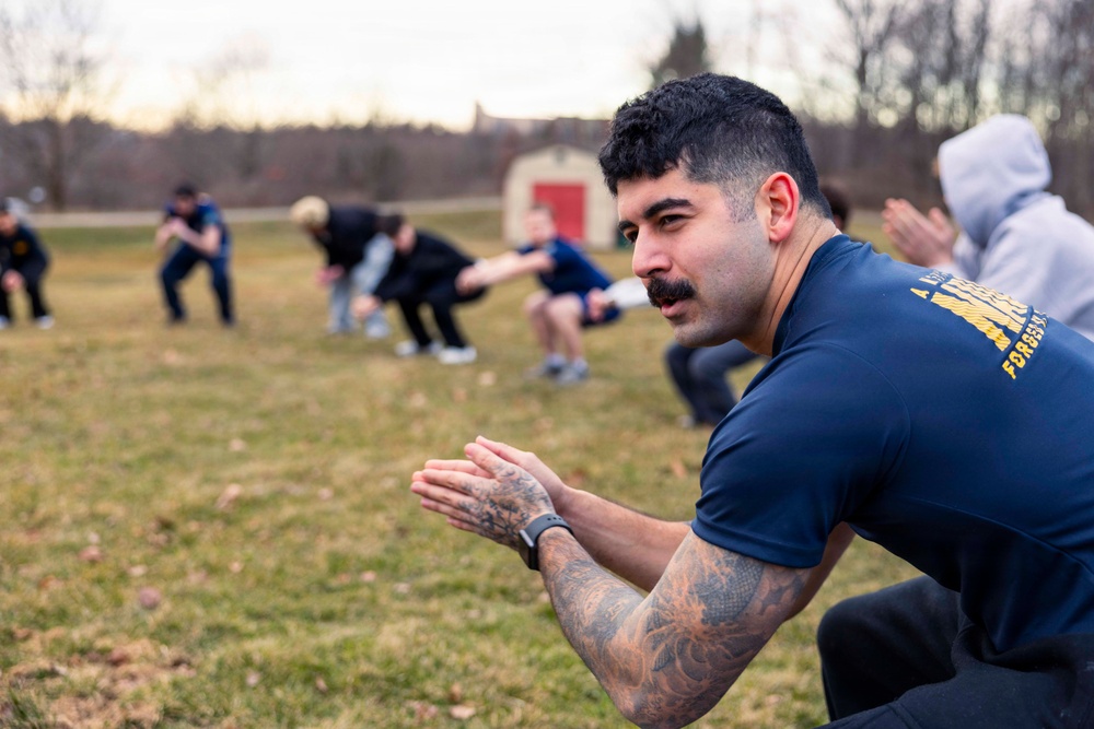 NTAG Pittsburgh Recruiters Host a Delayed Entry Program Meeting