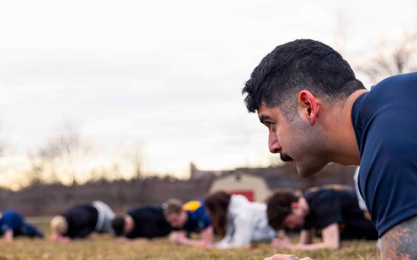 NTAG Pittsburgh Recruiters Host a Delayed Entry Program Meeting